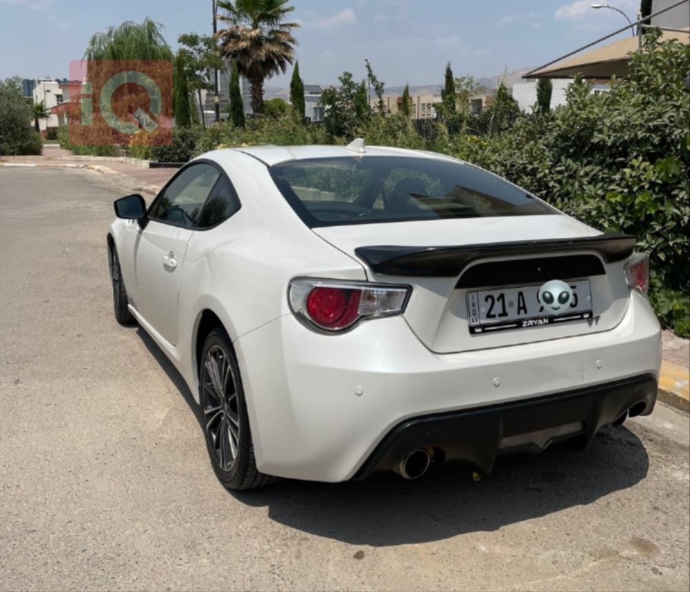 تۆیۆتا GT 86